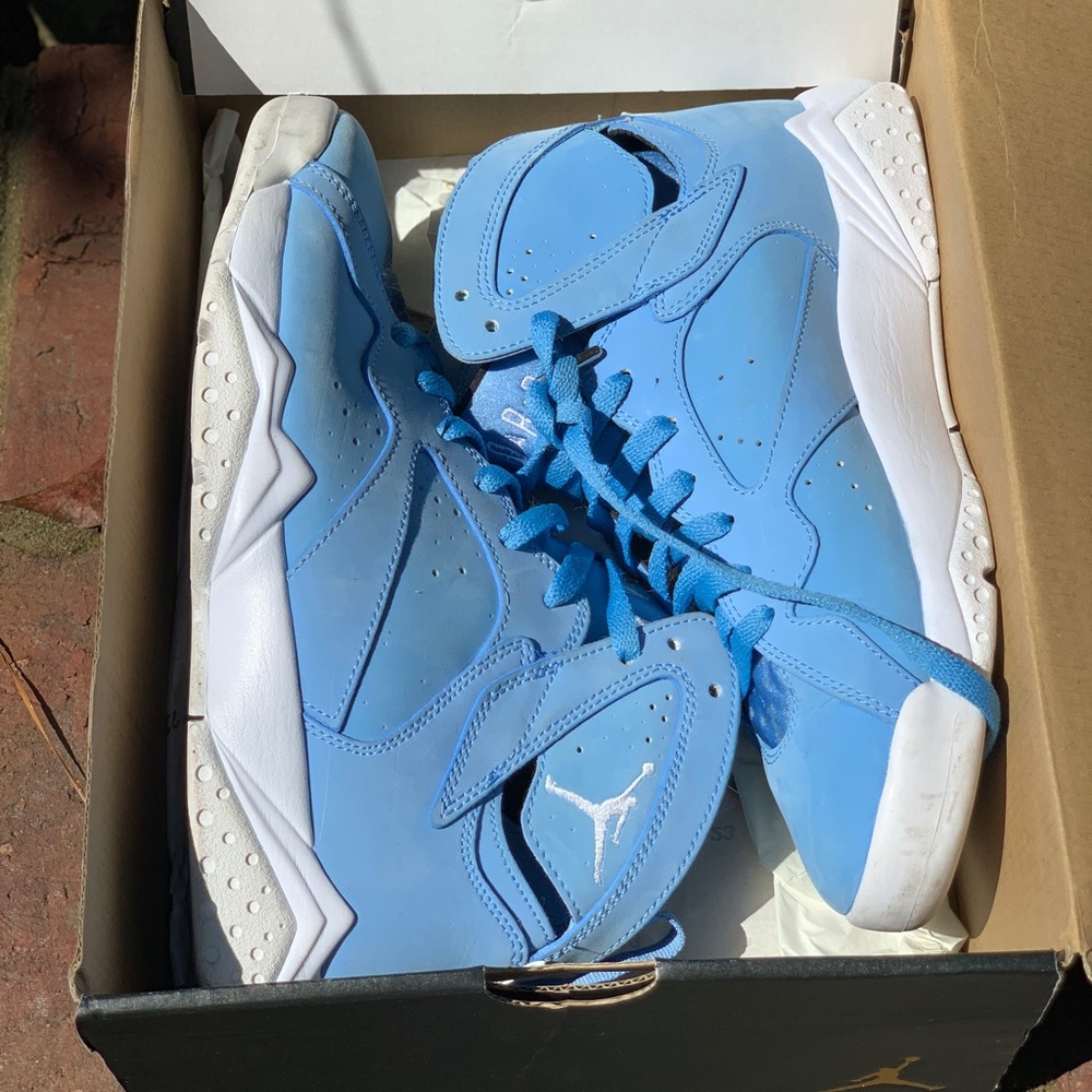 Air Jordan 7 Retro “Pantones” (size 7.5m)